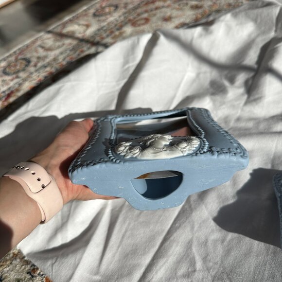 Vintage Blue Ceramic Photo Frame Set – Victorian Cameo Design - Picture 12 of 14